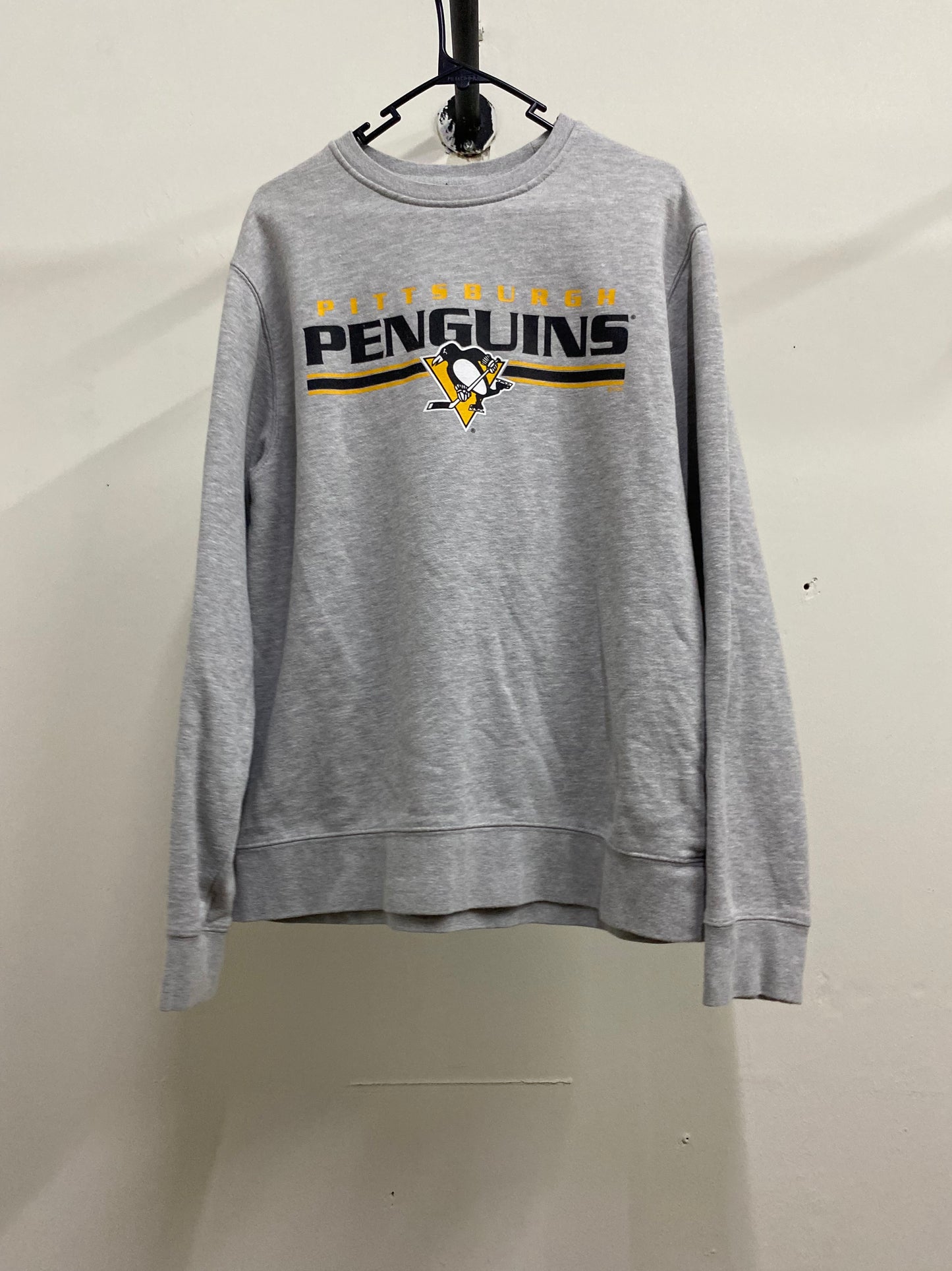 Pittsburg Penguins Light Grey Sweater