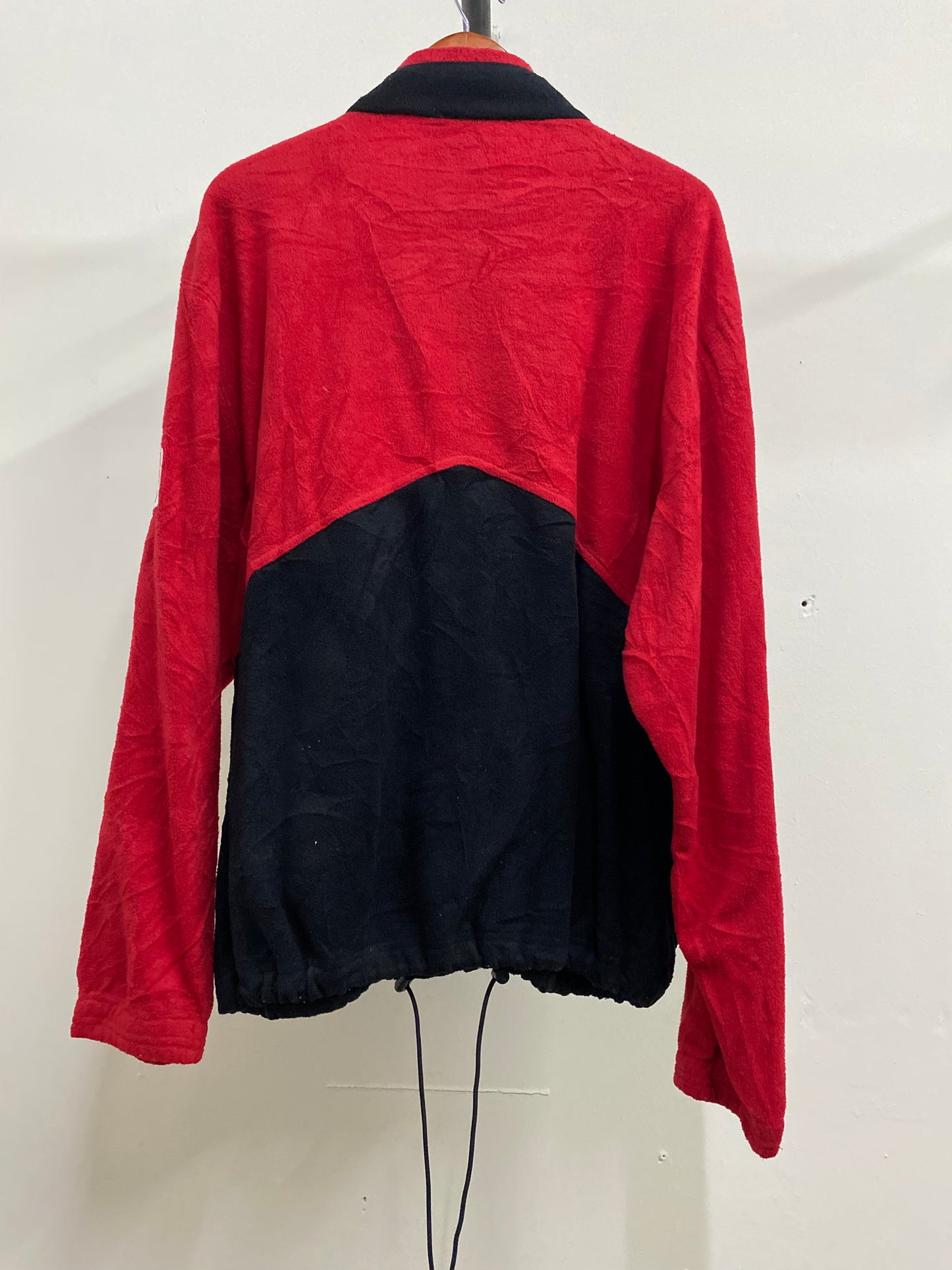 Vintage Unlimited Malboro Red & Black Sweater