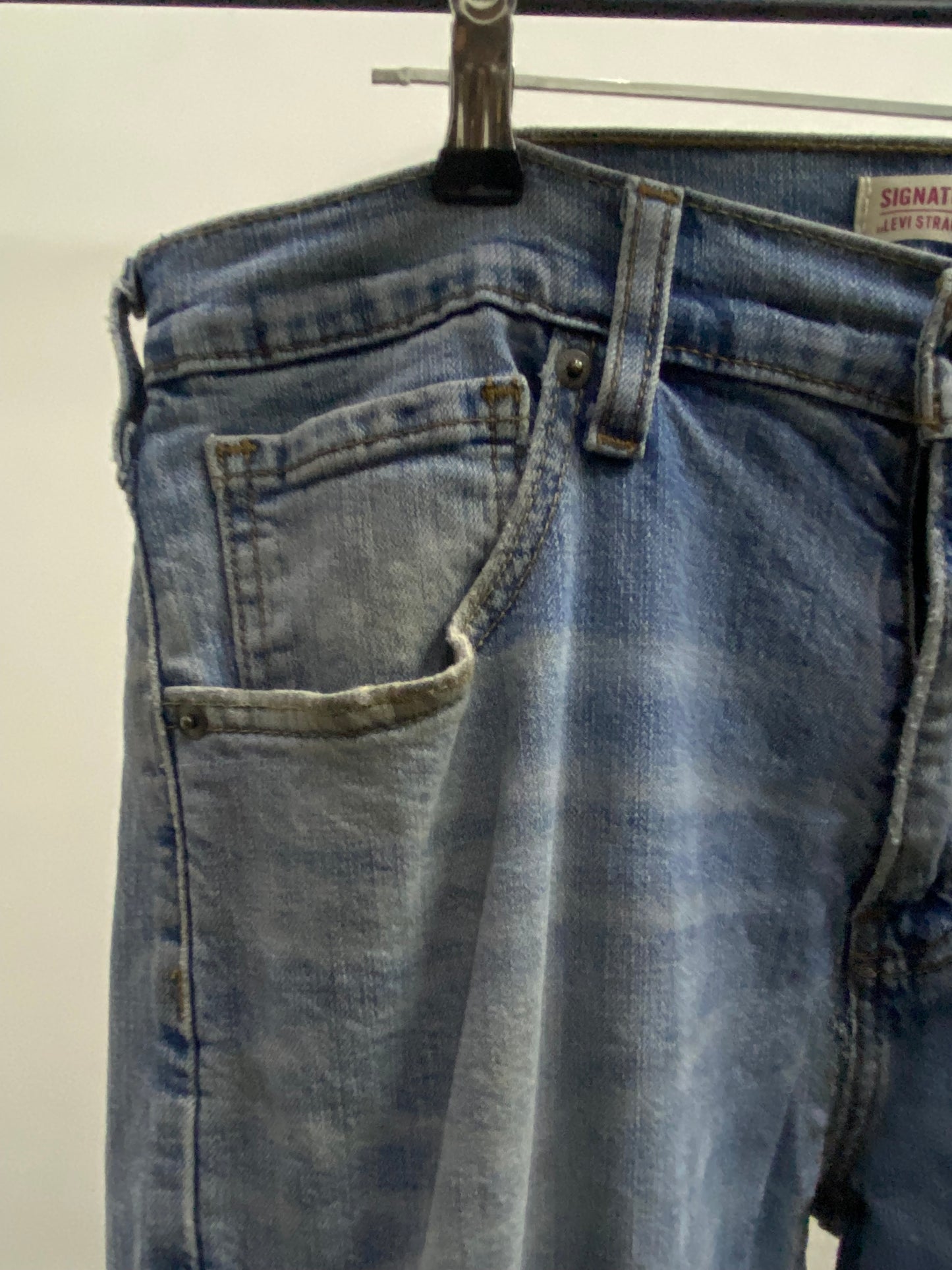 Levi's Signature Light Blue Denim Jeans