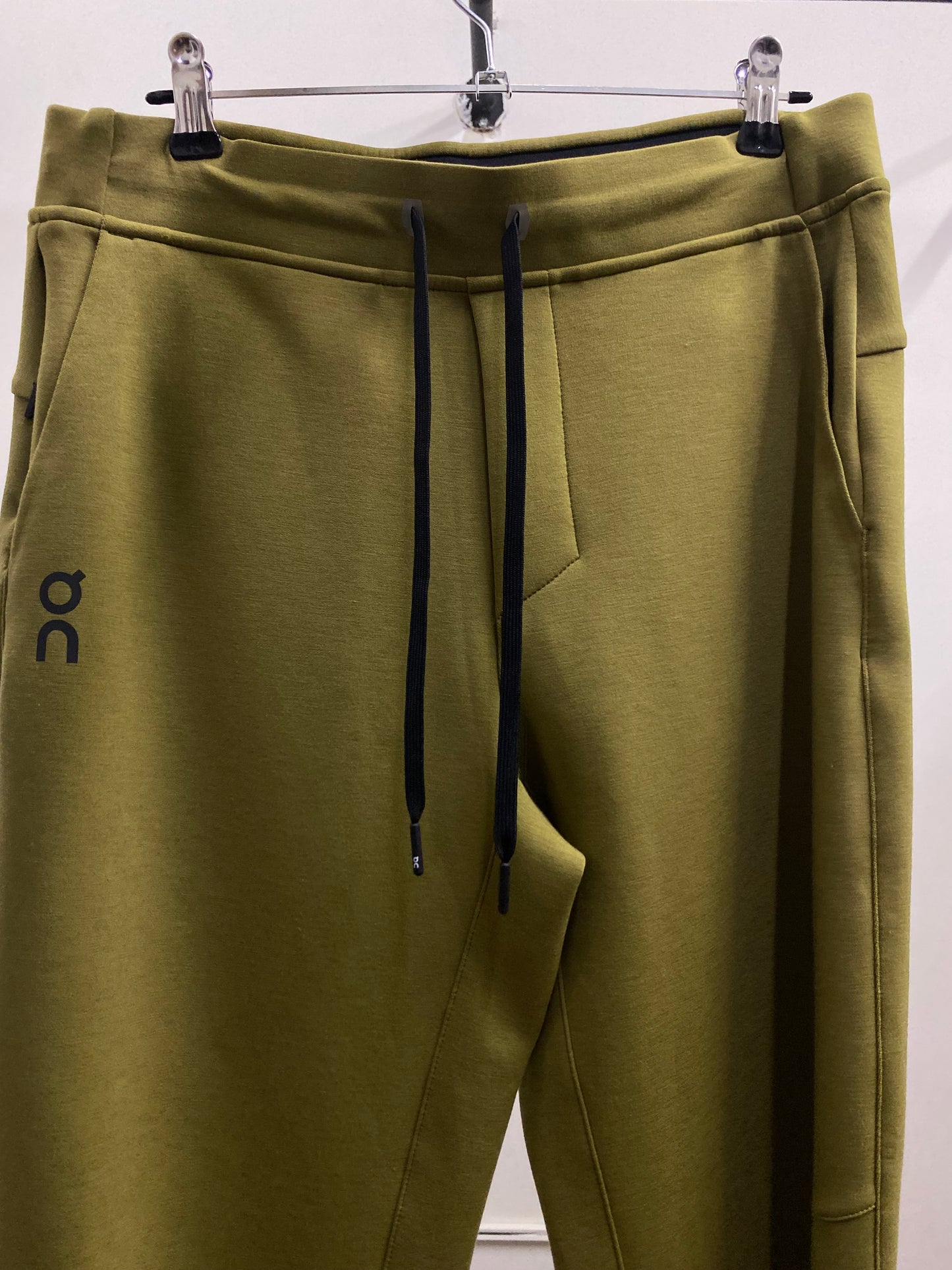 On Cloud Green Pants